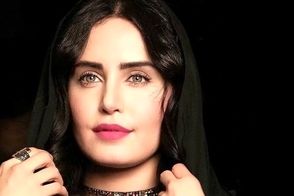 عکس پربازدیدِ الناز شاکردوست در سالن سینما