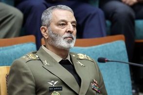 پوشش متفاوت سرلشکر موسوی خبرساز شد