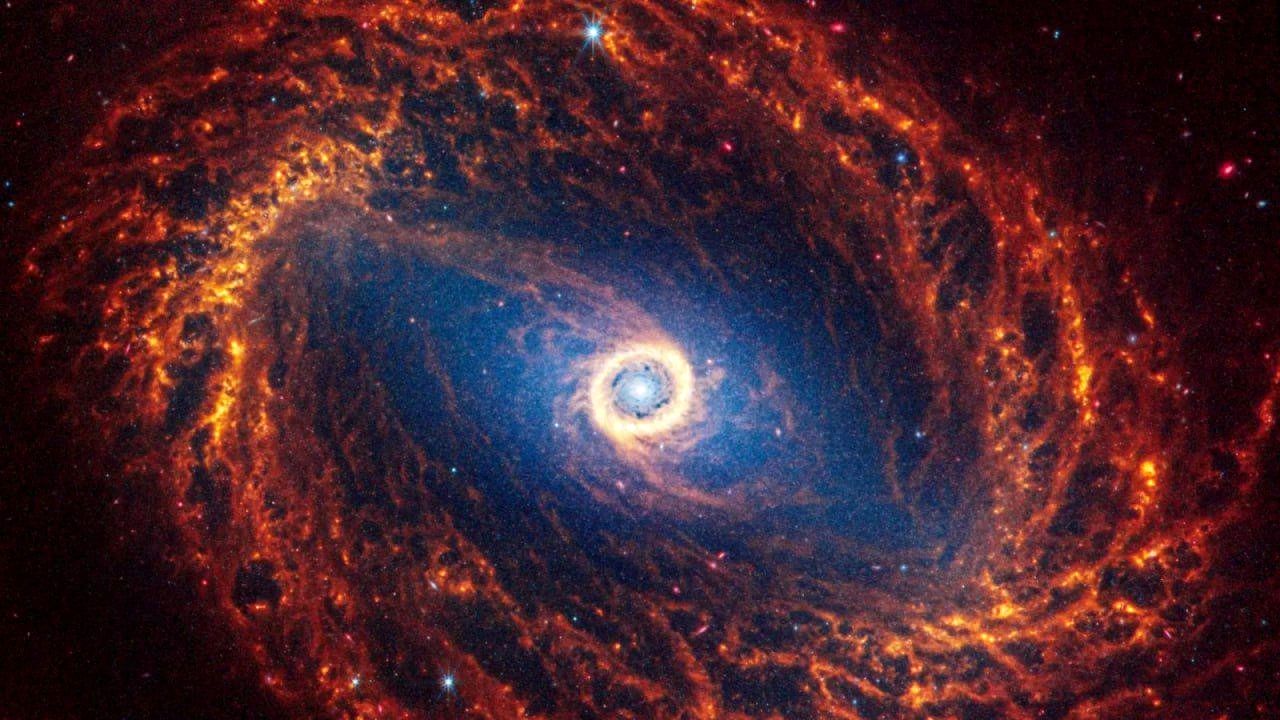انتشار تصاویر خیره‌کننده‌ از ۱۹ کهکشان مارپیچی