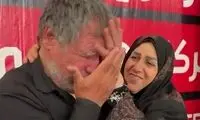 عاشقانه یک زوج میانسال در شلوغی بین‌الحرمین