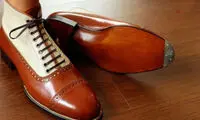 فرآیند ساخت کفش چرم دو رنگ دست‌ساز