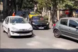 تصادف عجیب یک مازراتی در خیابان فرشته!