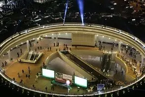 تصویر زنده و سرحال از میدان ولیعصر در سال 50