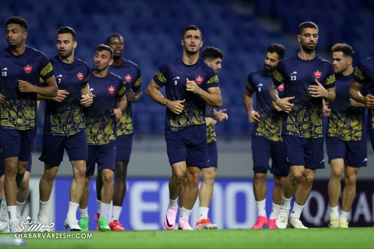 چهره ماندگار فوتبال ایران در تمرین پرسپولیس