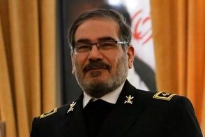 عکسی از شمخانی در ۲۶ سالگی در جبهه