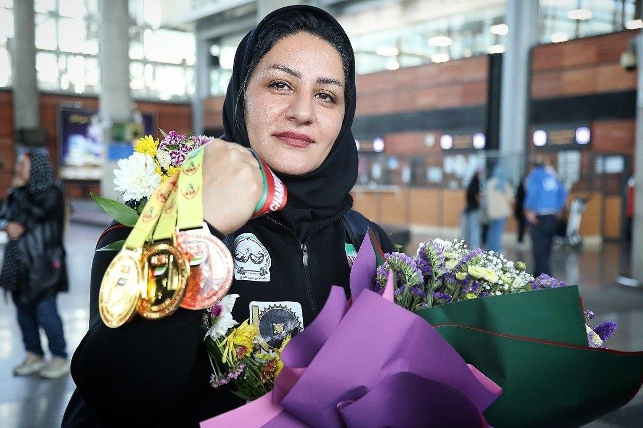 زن طلایی مچ‌اندازی ایران: مچ پسرهای فامیل را خواباندم!