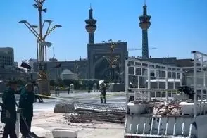 آماده‌سازی حرم امام رضا برای تدفین رهبر انقلاب