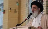 حکم متفاوت امام جمعه کرج برای بی‌حجابی 