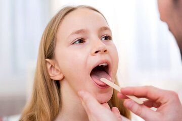 این علائم در دهان، هشدار یک بیماری خطرناک است