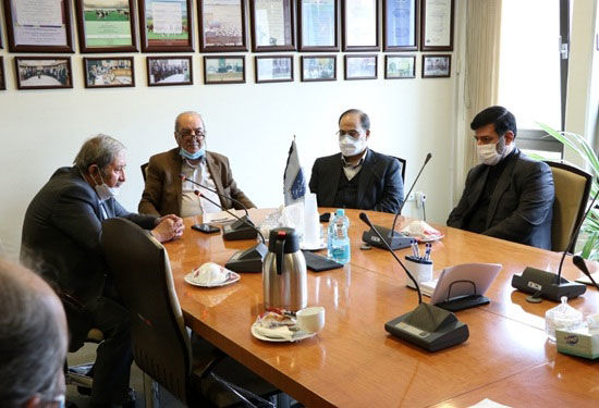 اظهارات عجیب درباره درآمد پزشکان ایرانی