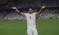 مهدی طارمی بی‌خبر با پرسپولیس قرارداد امضا کرد!