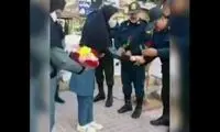 برخورد متفاوت دختران یاسوجی با نیروهای امنیتی 