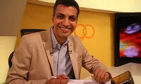 ماجرای سوتی عادل فردوسی‌پور و بوسیدن پیرزن غریبه!