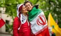 عکس وایرال‌شده از یک خانم ایرانی در تجمع پاریس