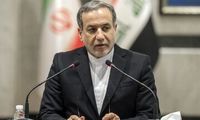 عکس پُربازدید از عراقچی در حال اهدای خون