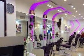 عکسی از یک آرایشگاه زنانه در تهران که پر سروصدا شد