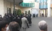 تجمع اعتراضی کارمندان وزارت کار