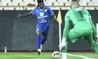 بیفوما پیراهن پرسپولیس را تحویل گرفت

