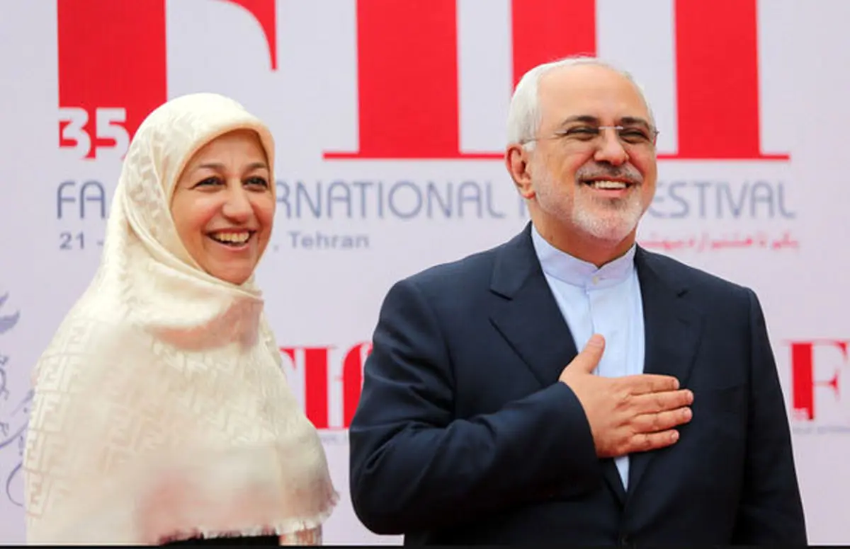 ذوق‌زدگی شدید همسر ظریف لحظه تماشای یک تئاتر