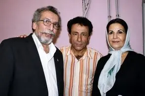 در خیابان انقلاب یک عاشق به عشق قیصر کاسبی می‌کند!
