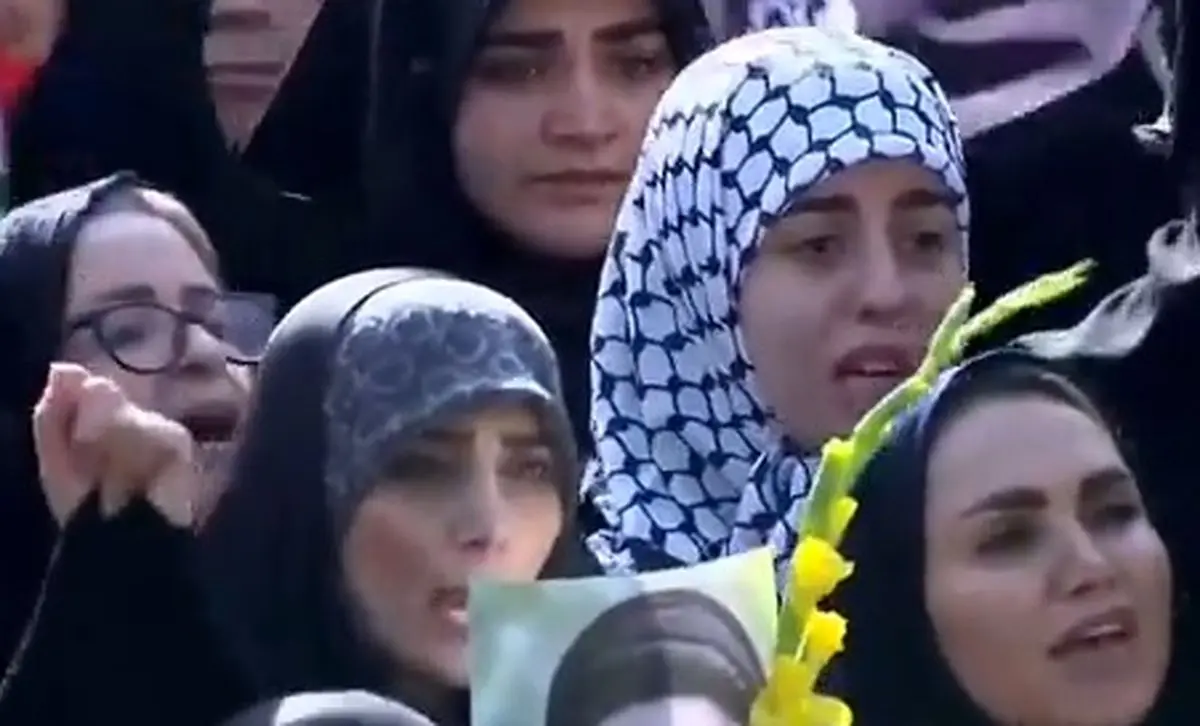 شعار «انتقام، انتقام» مردم در مصلی تهران