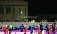 شوق تماشای پرسپولیس از بالای ساختمان!