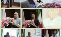 مردی که یک دریا را کشف کرده است