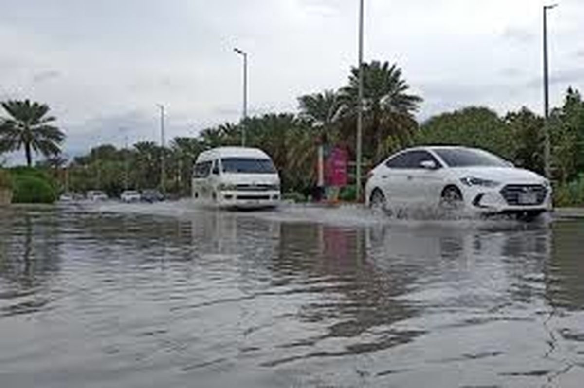 باران سنگین، فرودگاه کیش را غرق کرد!