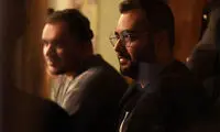 «رنگ‌ها همه سیاه هستند» به کانادا رسید