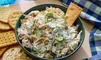 طرز تهیه سالاد مرغ کلاسیک به روش رستورانی