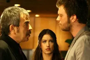 قابی از خانواده 4 نفره نهال سریالِ عشق ممنوع 