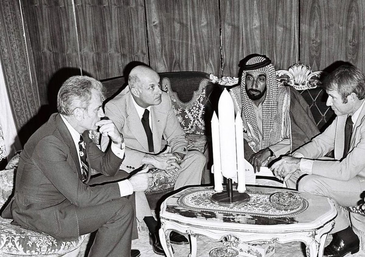 نام «خلیج فارس» روی میز بنیانگذار امارات