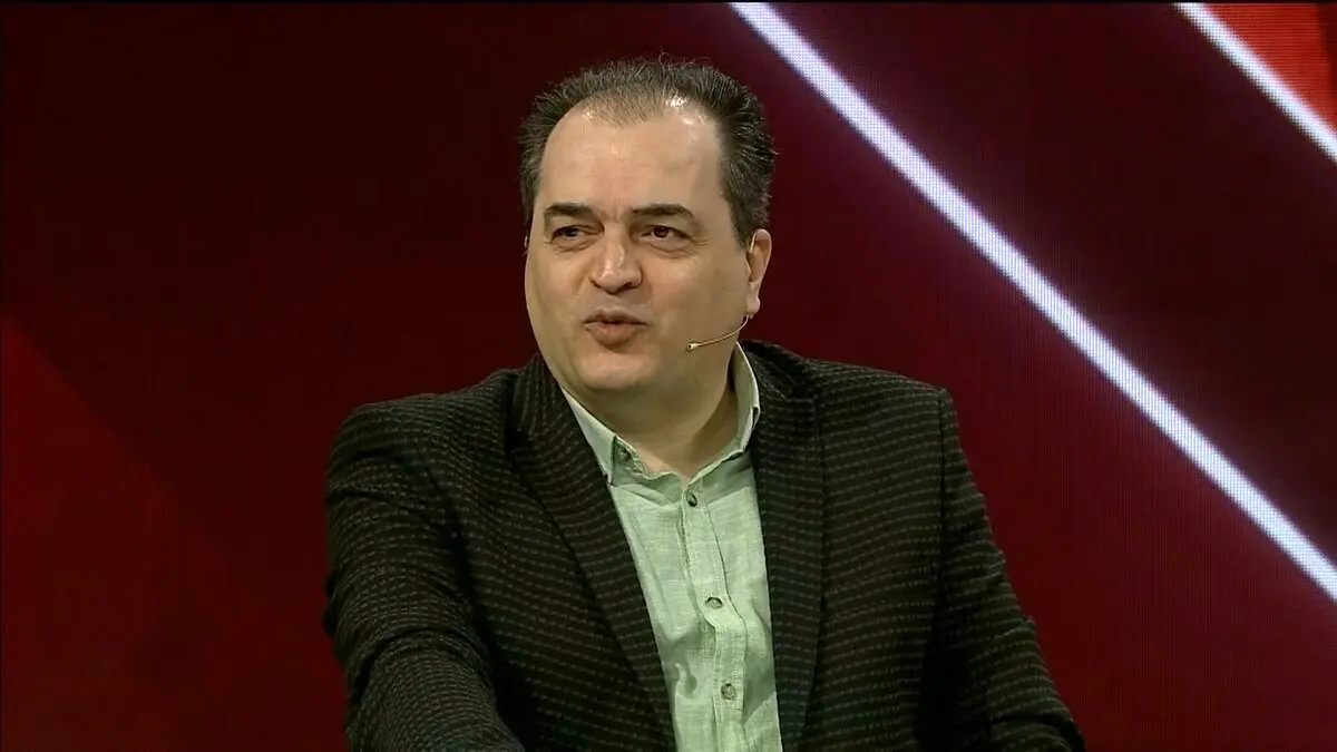 مجری صداوسیما با فحش‌های رکیک مهمان برنامه ریسه رفت!