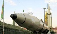 کیهان: باید موشک‌ قاره‌پیما برای حمله به آمریکا تولید کنیم