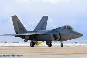 شش جنگنده F-۲۲ Raptor به انگلیس رسیدند