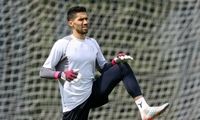 همه می‌آیند و می‌روند، این آقا می‌ماند
