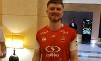 هوادار ایرلندی پرسپولیس به حرم امام رضا رفت
