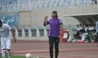 ترس مربی گل‌گهر از شمشیرهای دست استقلال