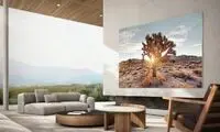 کوچک‌ترین تلویزیون جهان رونمایی شد