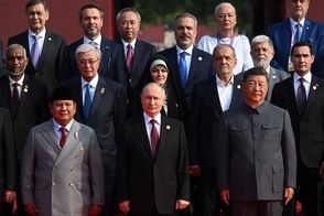 عکس یادگاری مهمانان رژه بزرگ ارتش چین
