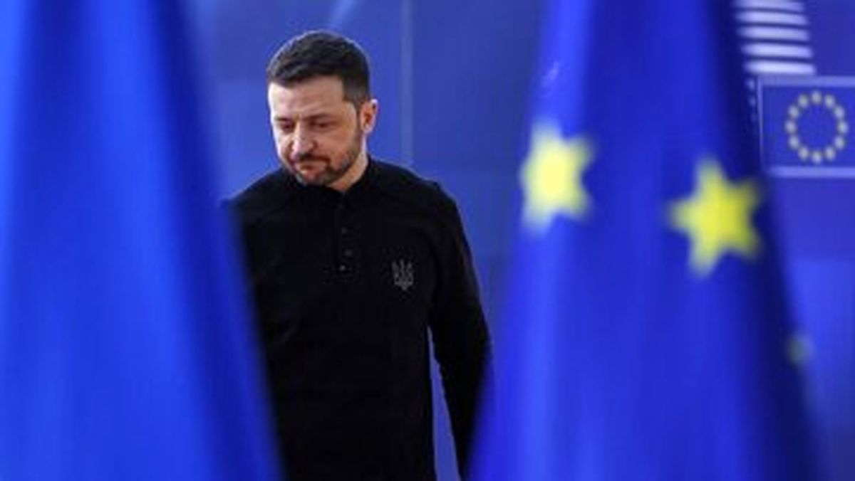   زلنسکی یک توافقنامه با آمریکا را امضا کرد 