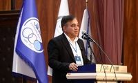 قانون، تاجرنیا را مجبور به استعفا می‌کند