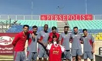 این هوادارِ پرسپولیس دل ارونوف و عبدالکریم را برد