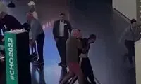 فیلمی از لحظه بازداشت ضارب سلمان رشدى