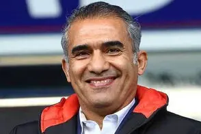 خانوادگی‌ترین قاب احمدرضا عابدزاده در یک رستوران دنج