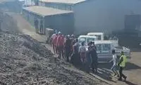 تصاویر تلخ از انتقال پیکر جانباختگان حادثه طبس