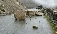 تصویر هولناک از سقوط یک خودرو به دره چالوس