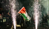 عکسی از بوسه متفاوت یک جوان ایرانی پربازدید شد