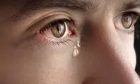 این مرد هر چی می‌خوره از چشماش پس میده!