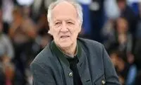 مردی که کفش‌هایش را پخت و خورد 